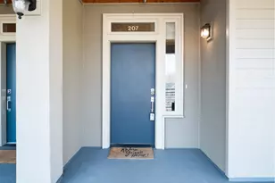 3129 N Willamette Blvd, Portland, OR 97217 - Photo 2