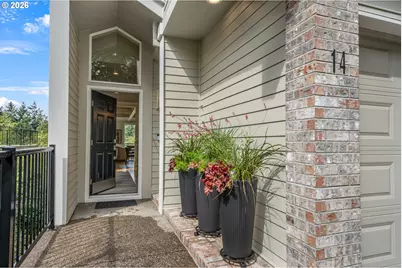 14 Northview Ct, Lake Oswego, OR 97035 - Photo 2