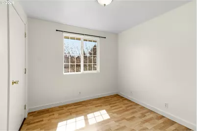 1450 W Quinalt St, Springfield, OR 97477 - Photo 12