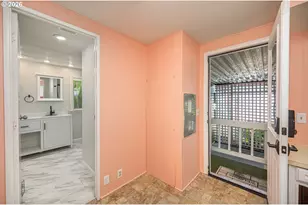1199 N Terry St, Eugene, OR 97402 - Photo 22