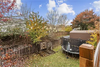 443 Suncrest Ave, Salem, OR 97304 - Photo 32