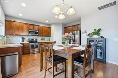 14501 NE 9th Ct, Vancouver, WA 98685 - Photo 8