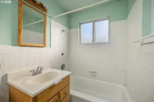 929 18th St, Springfield, OR 97477 - Photo 14