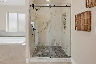 19319 Dogwood Ct, Lake Oswego, OR 97035 - Photo 30