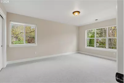 19319 Dogwood Ct, Lake Oswego, OR 97035 - Photo 36