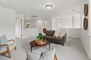 19319 Dogwood Ct, Lake Oswego, OR 97035 - Photo 36