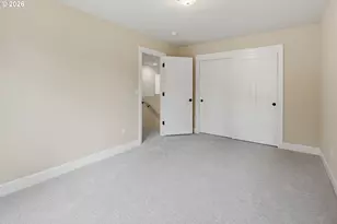 19319 Dogwood Ct, Lake Oswego, OR 97035 - Photo 32