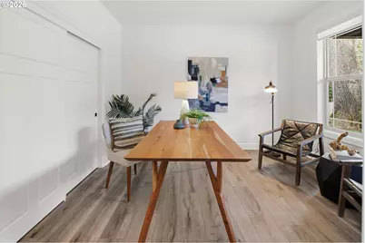 19319 Dogwood Ct, Lake Oswego, OR 97035 - Photo 6