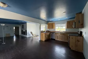 2420 38th Ave, Longview, WA 98632 - Photo 2