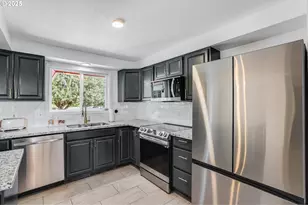 20935 SW Anthony Ct, Beaverton, OR 97003 - Photo 6