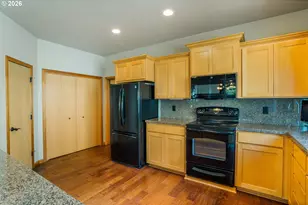 2030 Lakeland Way, Eugene, OR 97408 - Photo 10