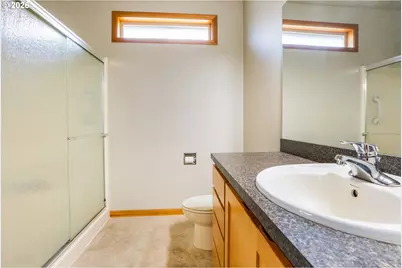 2030 Lakeland Way, Eugene, OR 97408 - Photo 18