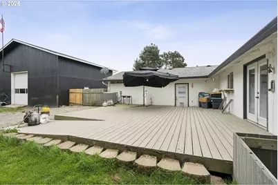 302 Insel Rd, Woodland, WA 98674 - Photo 32