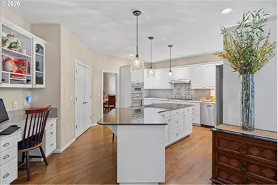 9930 SW Lumbee Ln, Tualatin, OR 97062 - Photo 8