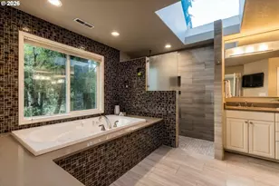 9930 SW Lumbee Ln, Tualatin, OR 97062 - Photo 28