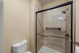 9930 SW Lumbee Ln, Tualatin, OR 97062 - Photo 16