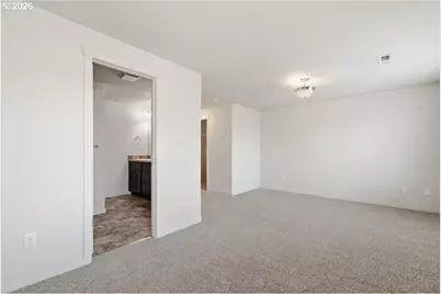 13015 NE 26th St, Vancouver, WA 98684 - Photo 8