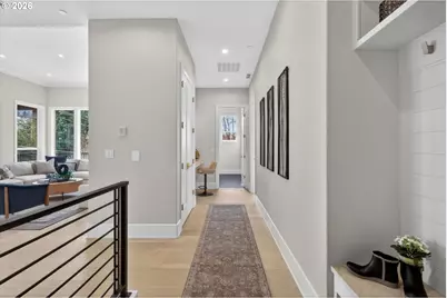 1864 SW Dickinson Ln, Portland, OR 97219 - Photo 20