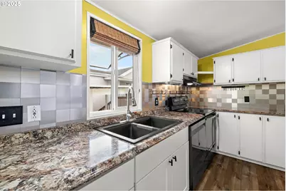 835 SE 1st Ave #64, Canby, OR 97013 - Photo 20