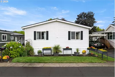 835 SE 1st Ave #64, Canby, OR 97013 - Photo 2