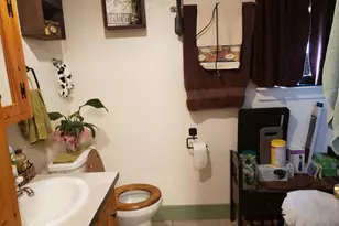 205 W Adams St, Huntington, OR 97907 - Photo 2