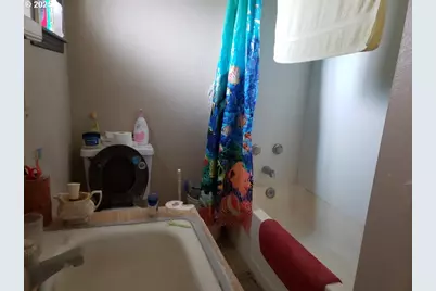 205 W Adams St, Huntington, OR 97907 - Photo 14