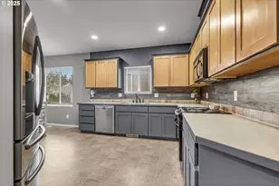 35419 Helen's Way, Saint Helens, OR 97051 - Photo 26