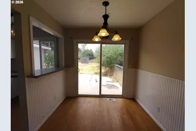 297 NW 17th St, Ontario, OR 97914 - Photo 14