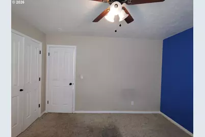 297 NW 17th St, Ontario, OR 97914 - Photo 4