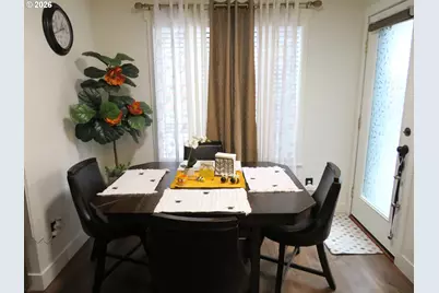 17548 SW Parkway Ct, Sherwood, OR 97140 - Photo 8