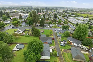 105 Toliver Rd, Molalla, OR 97038 - Photo 32