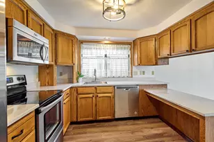 2135 Country Club Terrace, Woodburn, OR 97071 - Photo 10