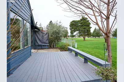 2135 Country Club Ter, Woodburn, OR 97071 - Photo 26