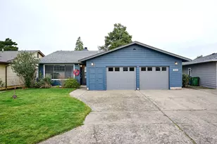 2135 Country Club Terrace, Woodburn, OR 97071 - Photo 22