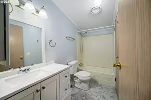 835 SE 1st Ave, Canby, OR 97013 - Photo 18