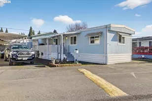 2710 SE Courtney Ave, Milwaukie, OR 97222 - Photo 2