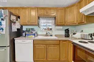 2710 SE Courtney Ave, Milwaukie, OR 97222 - Photo 8