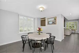 1908 Bonniebrae Dr, Lake Oswego, OR 97034 - Photo 18