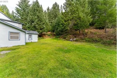 1871 McCullough Creek Rd, Glendale, OR 97442 - Photo 20