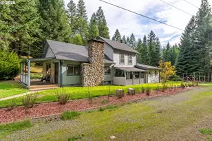 1871 McCullough Creek Rd, Glendale, OR 97442 - Photo 16