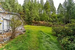 1871 McCullough Creek Rd, Glendale, OR 97442 - Photo 18