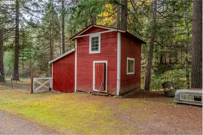 1871 McCullough Creek Rd, Glendale, OR 97442 - Photo 46