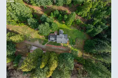 1871 McCullough Creek Rd, Glendale, OR 97442 - Photo 4