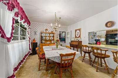 1871 McCullough Creek Rd, Glendale, OR 97442 - Photo 24