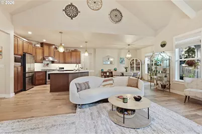 2575 Crescent Ave, Eugene, OR 97408 - Photo 12