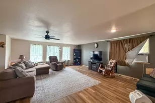 14003 SE Shawnee Rd, Prineville, OR 97754 - Photo 6