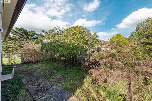 1015 Franklin Ave, Bandon, OR 97411 - Photo 22