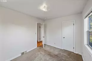 1015 Franklin Ave, Bandon, OR 97411 - Photo 8