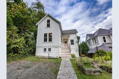 3724 Grand Ave, Astoria, OR 97103 - Photo 1