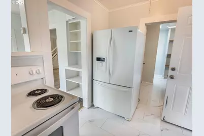 3724 Grand Ave, Astoria, OR 97103 - Photo 16